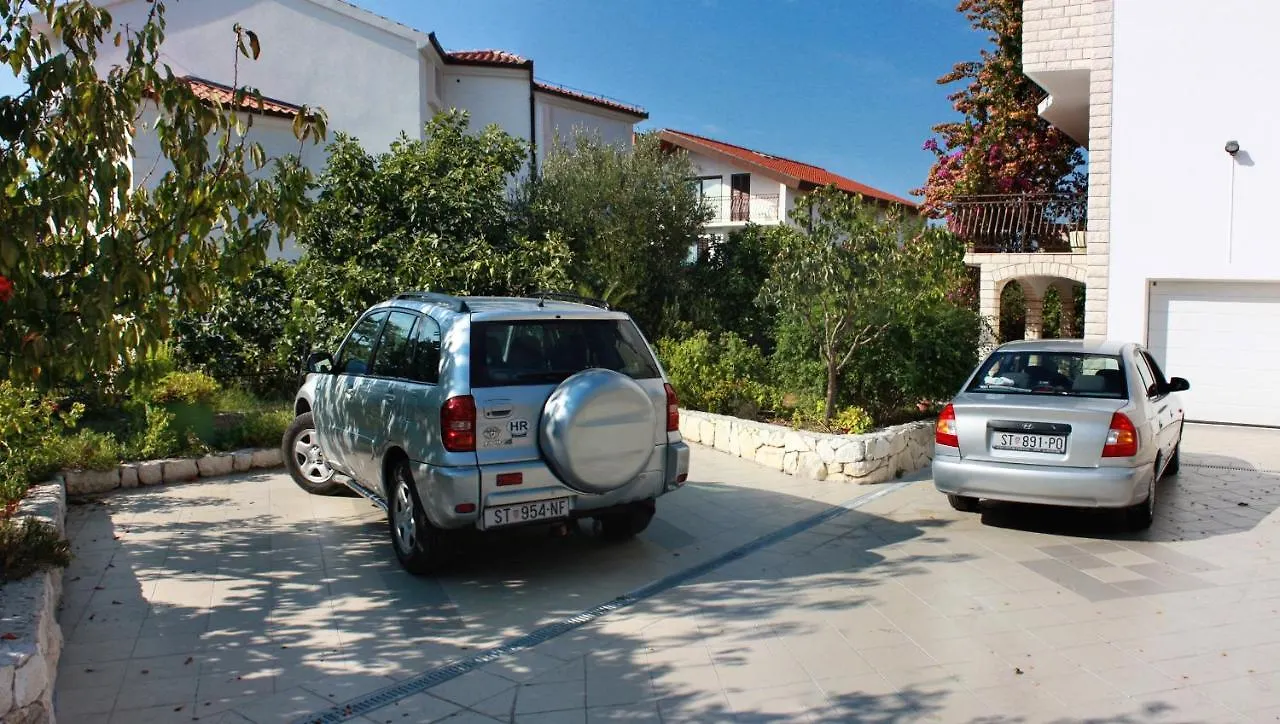 Apartments By The Sea Rastici, Ciovo - 2104 Trogir