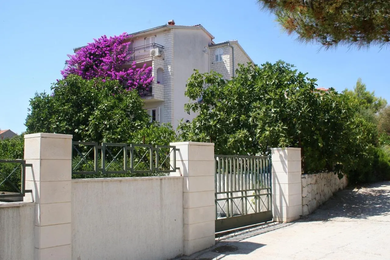 Apartments By The Sea Rastici, Ciovo - 2104 Trogir 0*,  Chorvatsko