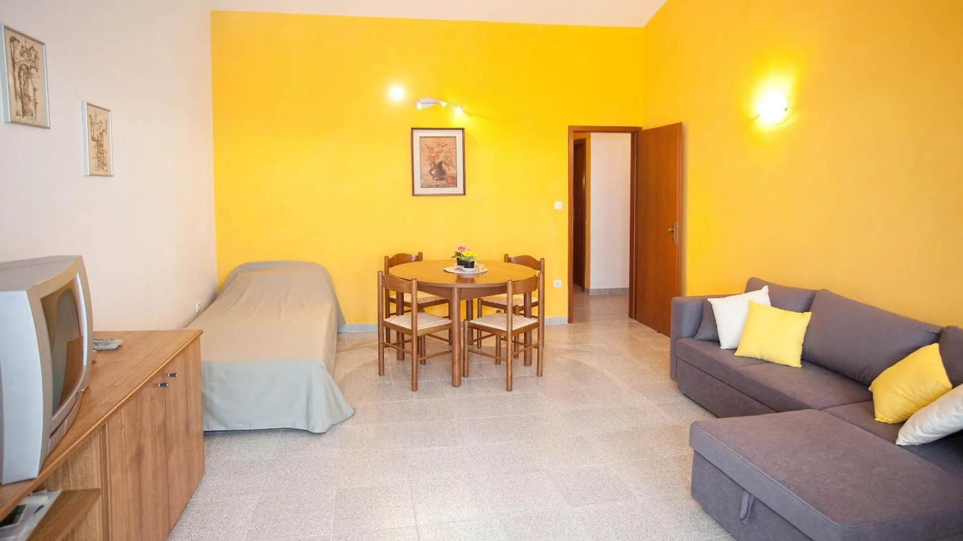 Apartments By The Sea Rastici, Ciovo - 2104 Trogir Chorvatsko