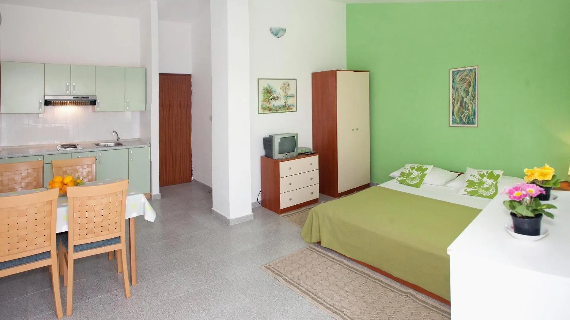 Apartments By The Sea Rastici, Ciovo - 2104 Trogir 0*,  Chorvatsko