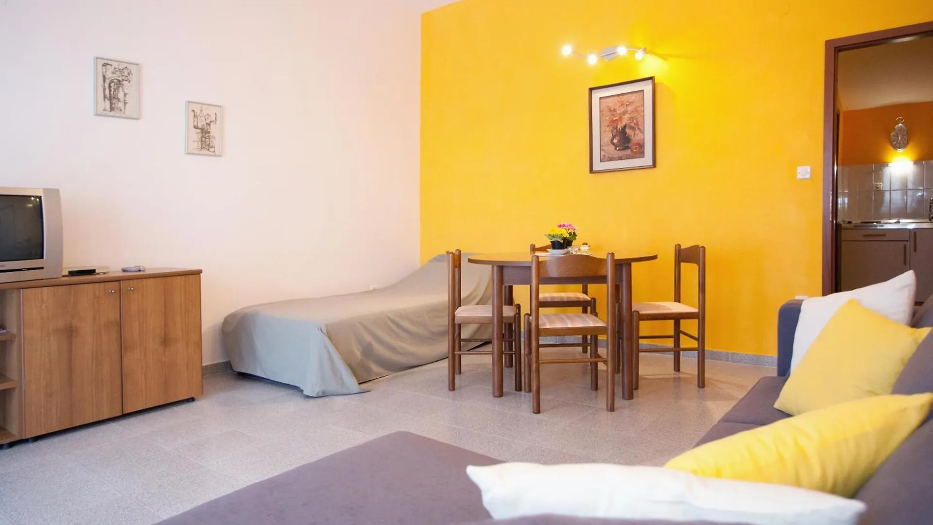 Apartments By The Sea Rastici, Ciovo - 2104 Trogir 0*,